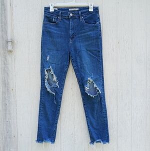 Levi's Women's 721 High Rise Skinny Distressed Size 29 Frayed Hem Blue Jeans
